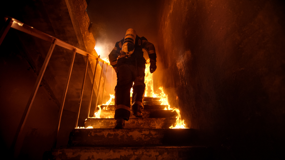 AI Helmets Helping Firefighters Fight