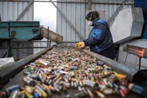 Researchers Develop A Cleaner Way To Recycle Batteries